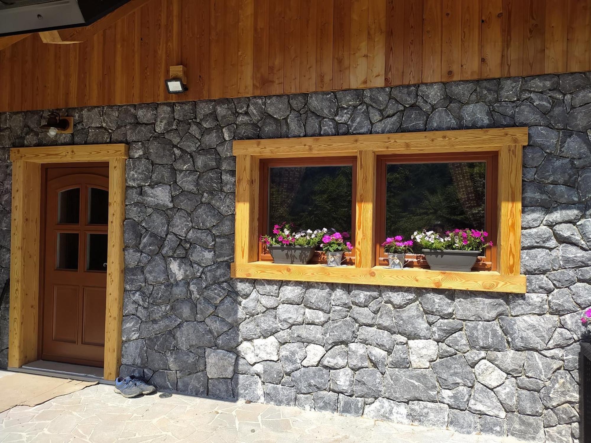 Chalet Navauce Raveo Exteriör bild
