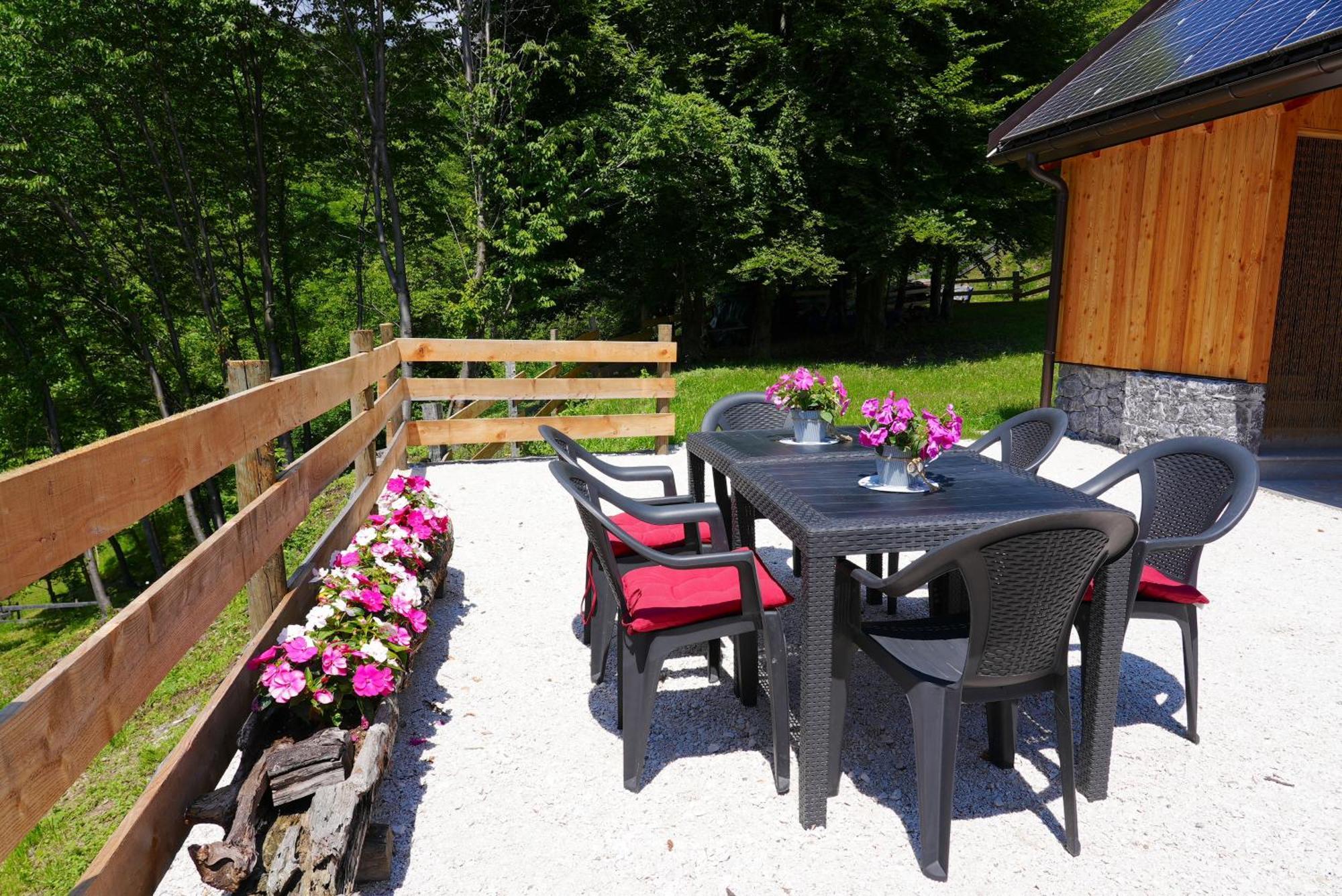 Chalet Navauce Raveo Exteriör bild