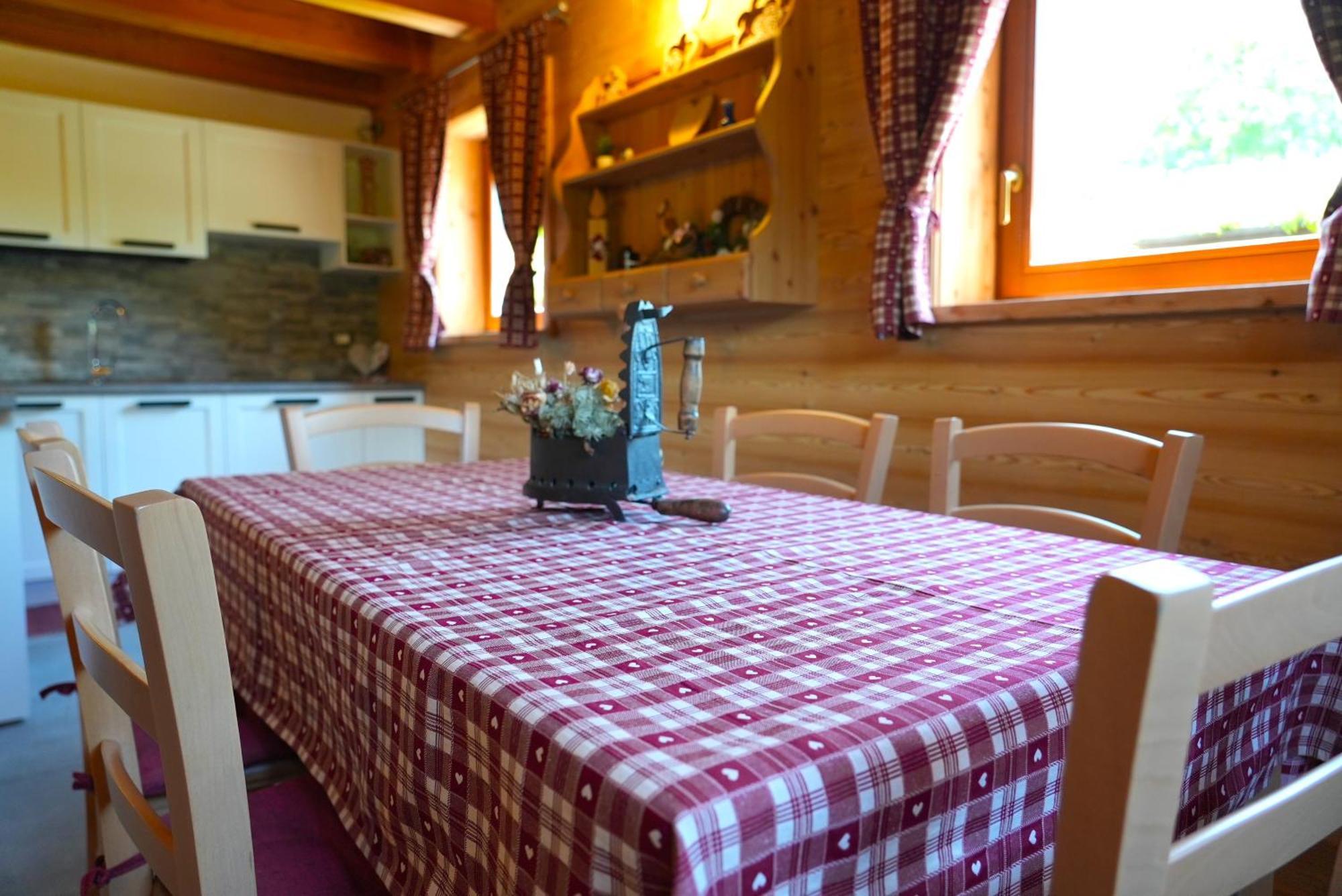 Chalet Navauce Raveo Exteriör bild